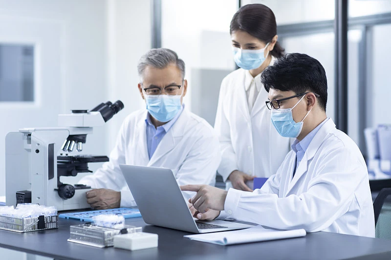 home.team.research.title